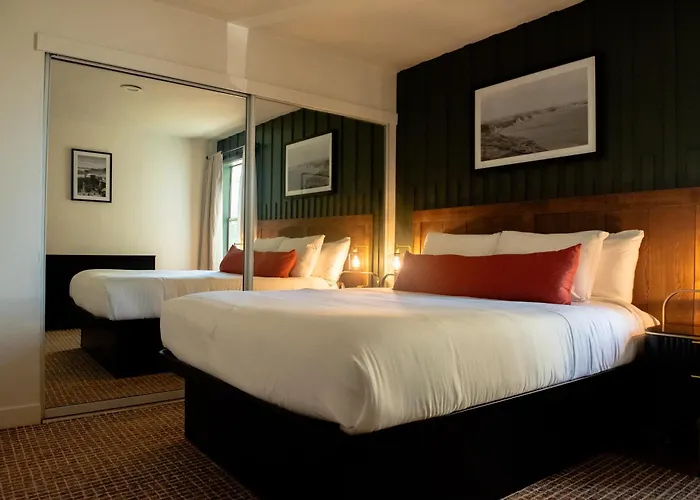 Bodega Coast Inn&Suites