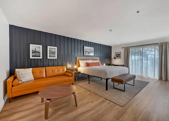 Bodega Coast Inn&Suites