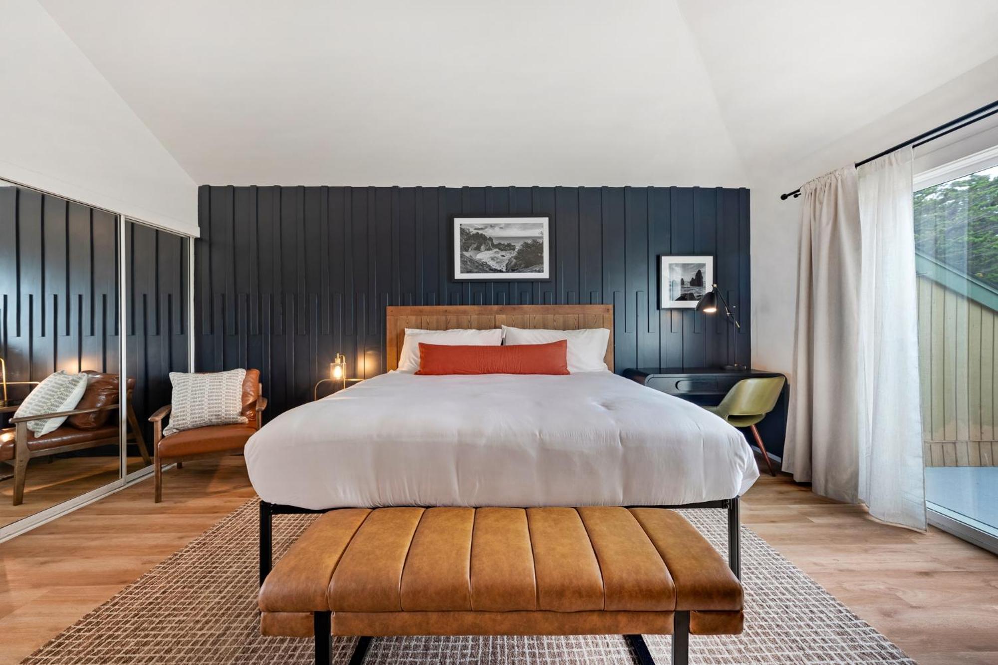 Bodega Coast Inn&suites 3*